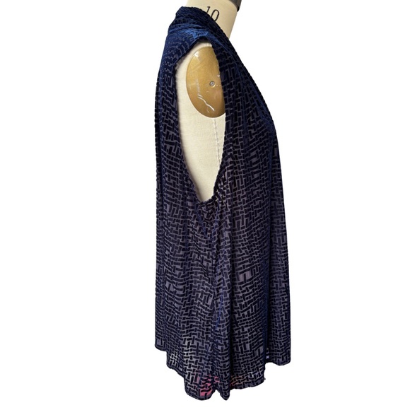 Susan Graver Tops - Susan Graver Midnight Blue Textured Burnout Lightweight Velour Vest Kimono Large